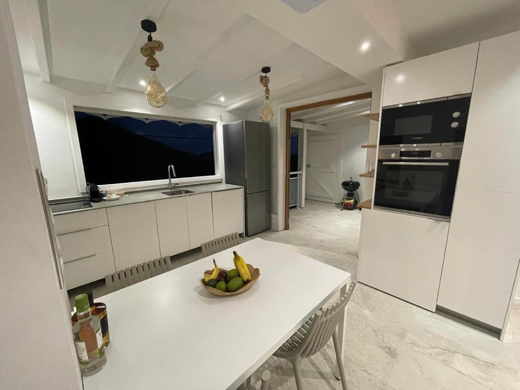 Les Appart Villa Sunbay Caraibes Avec Piscine Privative Vue Mer Et Montagne Le Francois Exterior photo