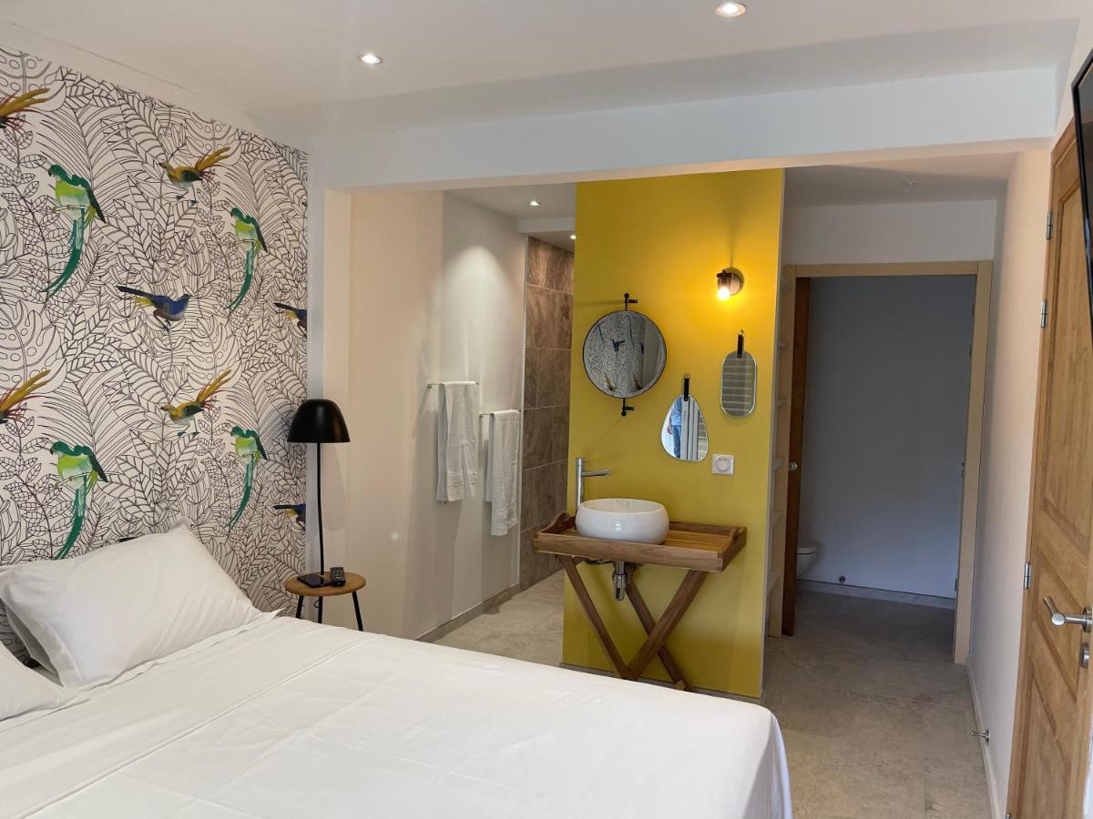 Les Appart Villa Sunbay Caraibes Avec Piscine Privative Vue Mer Et Montagne Le Francois Exterior photo