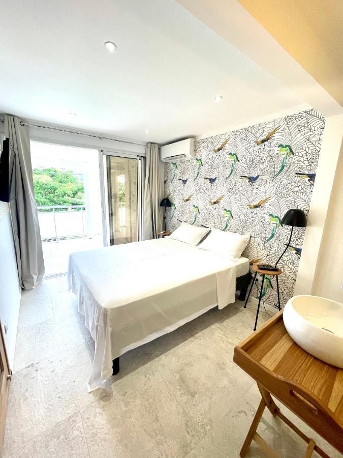 Les Appart Villa Sunbay Caraibes Avec Piscine Privative Vue Mer Et Montagne Le Francois Exterior photo