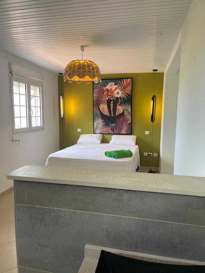 Les Appart Villa Sunbay Caraibes Avec Piscine Privative Vue Mer Et Montagne Le Francois Exterior photo