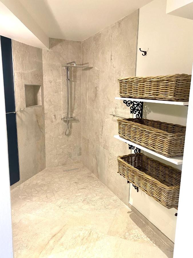 Les Appart Villa Sunbay Caraibes Avec Piscine Privative Vue Mer Et Montagne Le Francois Exterior photo