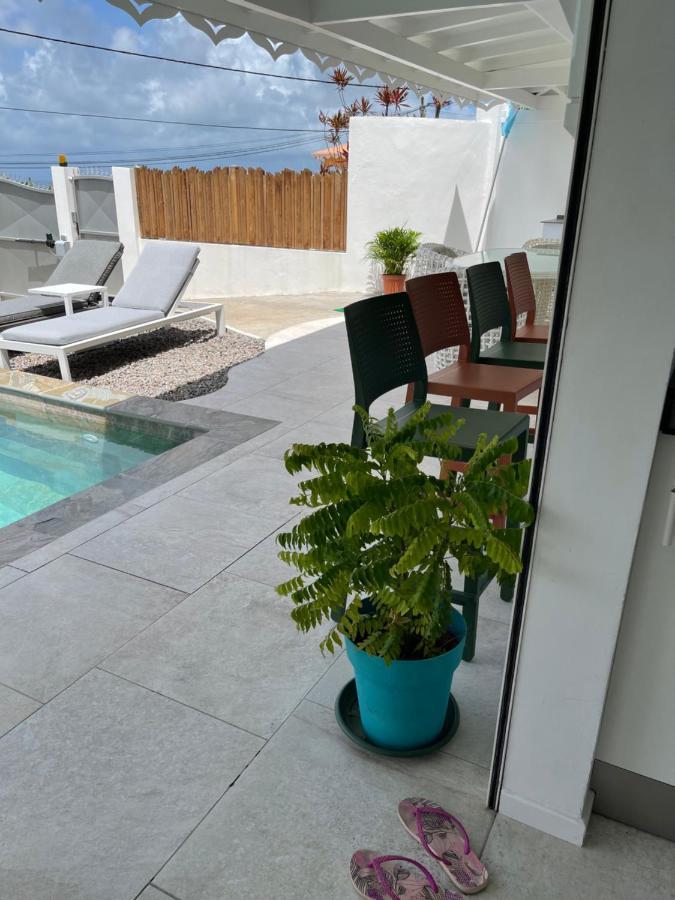 Les Appart Villa Sunbay Caraibes Avec Piscine Privative Vue Mer Et Montagne Le Francois Exterior photo