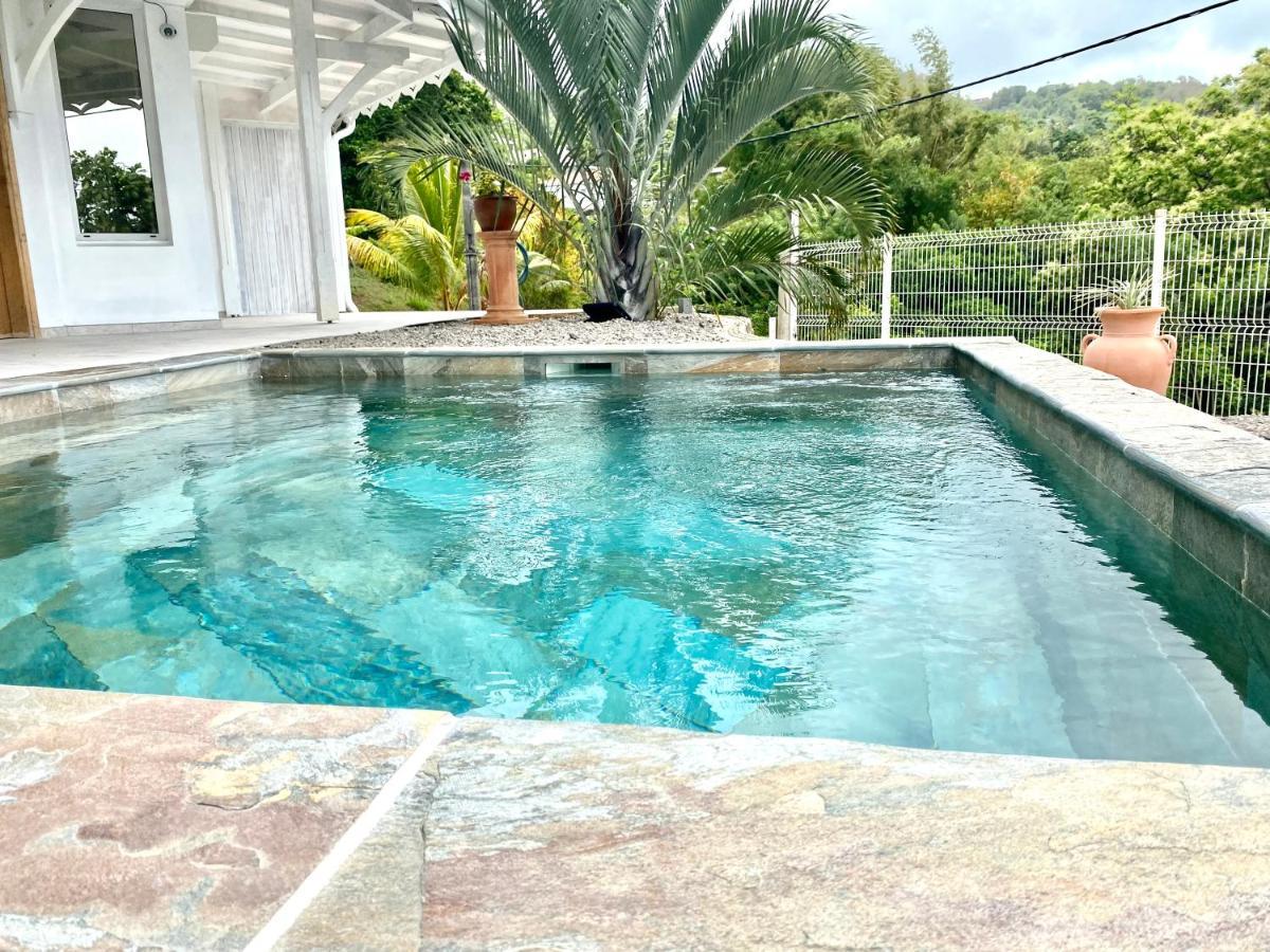Les Appart Villa Sunbay Caraibes Avec Piscine Privative Vue Mer Et Montagne Le Francois Exterior photo